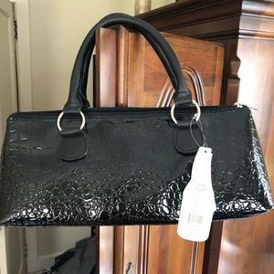 Insulated wine clutch